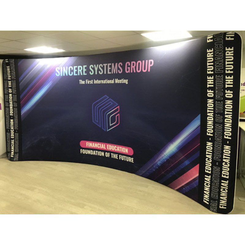 Pop-up стенд Stretch изогнутый 450х230 см